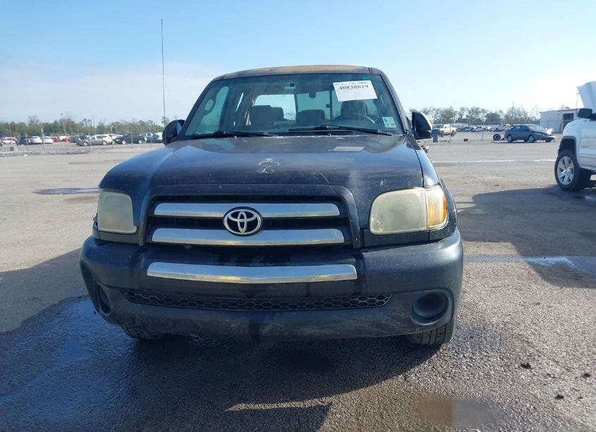 Photo 13 of 2005 Toyota Tundra SR5 V8 (VIN 5TBRT34105S459299)