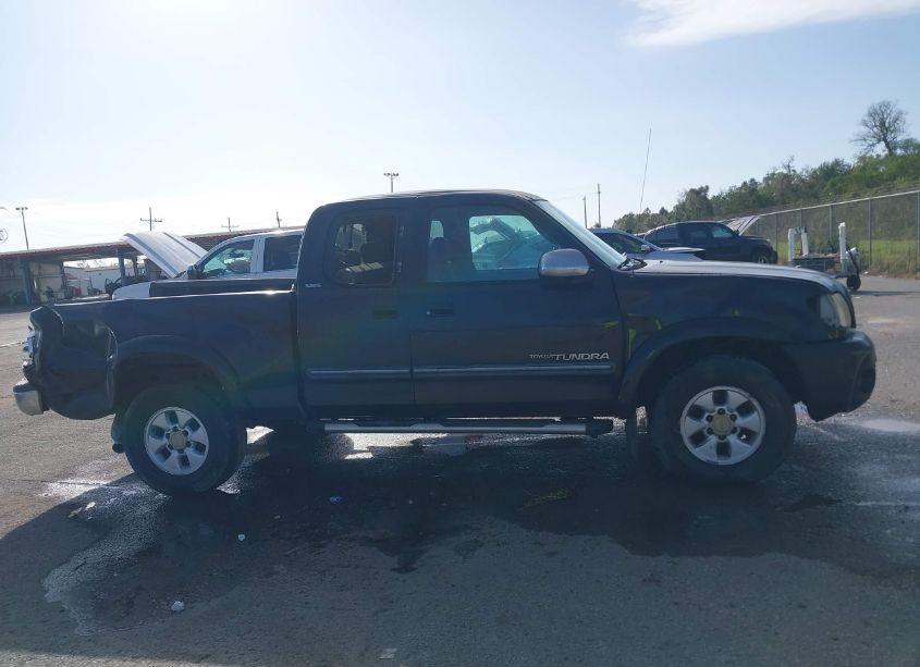 Photo 14 of 2005 Toyota Tundra SR5 V8 (VIN 5TBRT34105S459299)