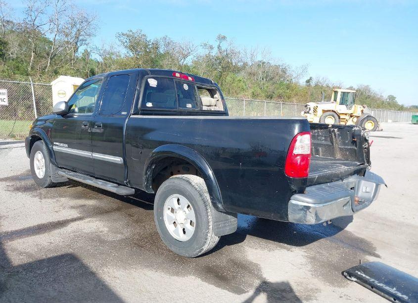 Photo 3 of 2005 Toyota Tundra SR5 V8 (VIN 5TBRT34105S459299)