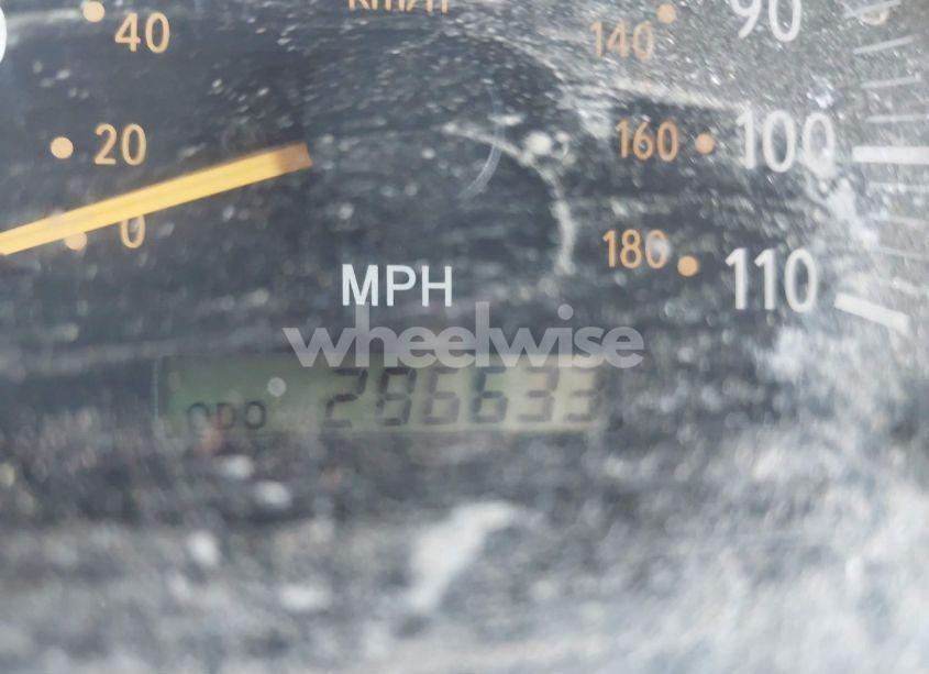 Photo 7 of 2001 Toyota Tundra SR5 V8 (VIN 5TBRT34111S148278)