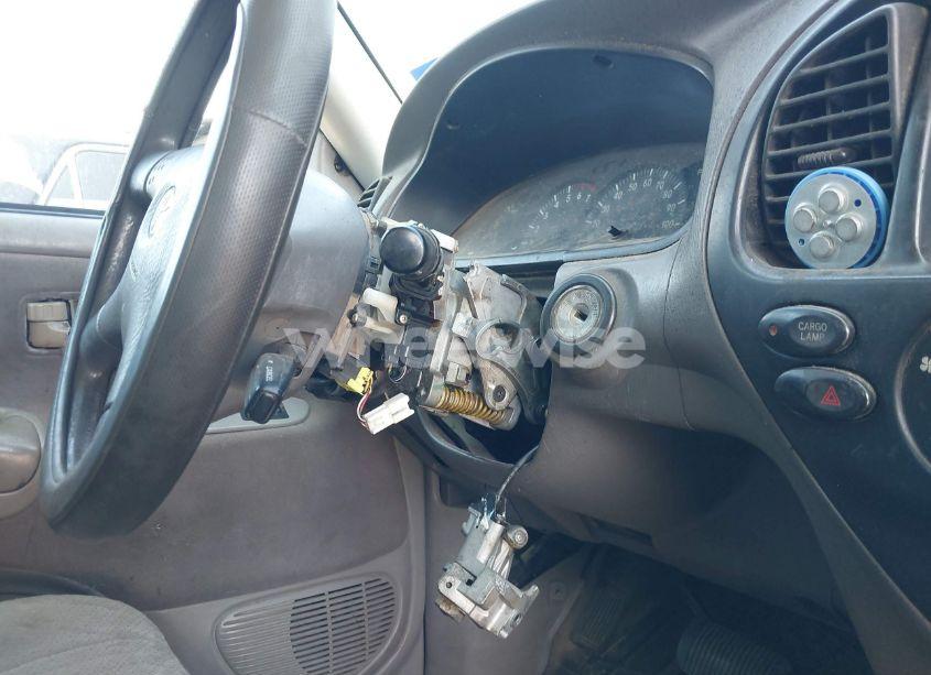 Photo 12 of 2002 Toyota Tundra SR5 V8 (VIN 5TBRT34112S266459)