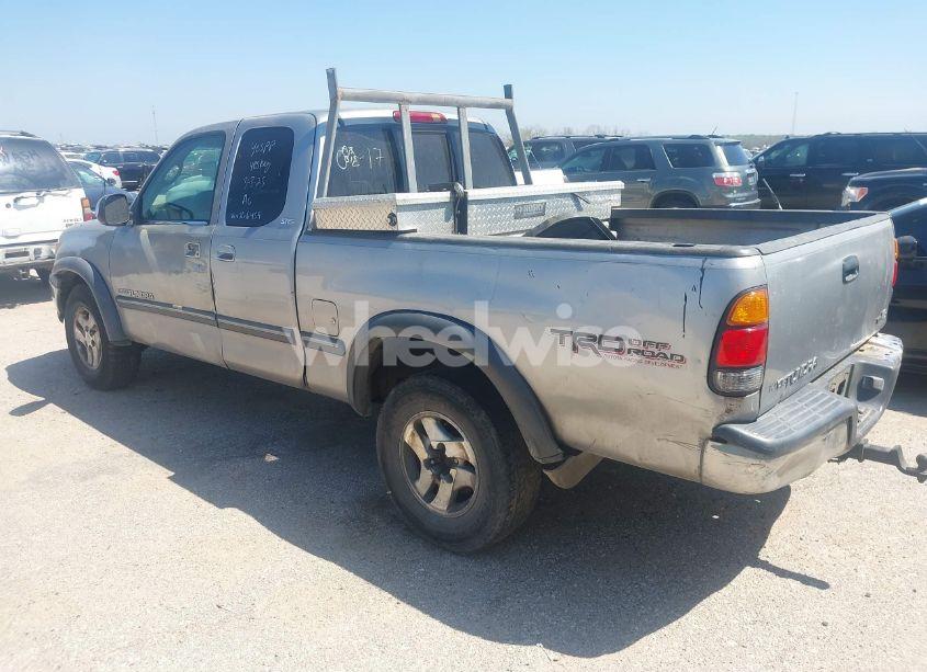 Photo 3 of 2002 Toyota Tundra SR5 V8 (VIN 5TBRT34112S266459)