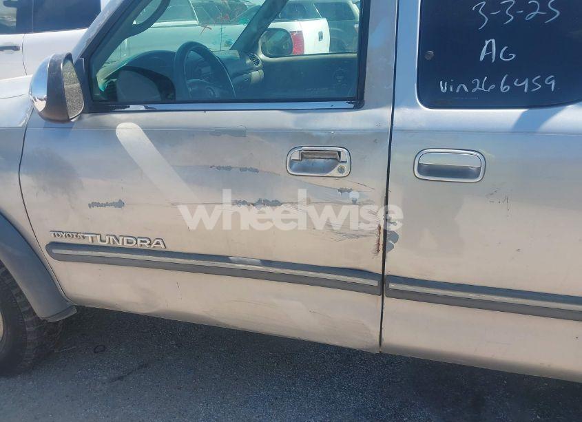 Photo 6 of 2002 Toyota Tundra SR5 V8 (VIN 5TBRT34112S266459)