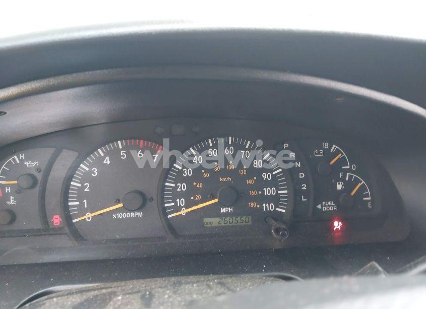 Photo 7 of 2004 Toyota Tundra SR5 V8 (VIN 5TBRT34114S455616)