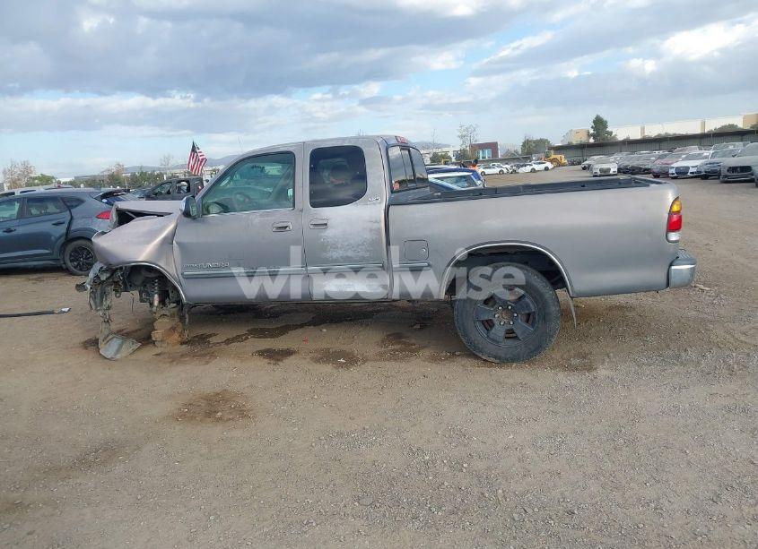 Photo 14 of 2000 Toyota Tundra SR5 V8 (VIN 5TBRT3411YS002814)