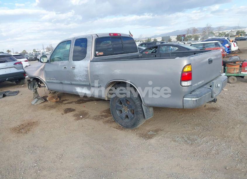 Photo 3 of 2000 Toyota Tundra SR5 V8 (VIN 5TBRT3411YS002814)