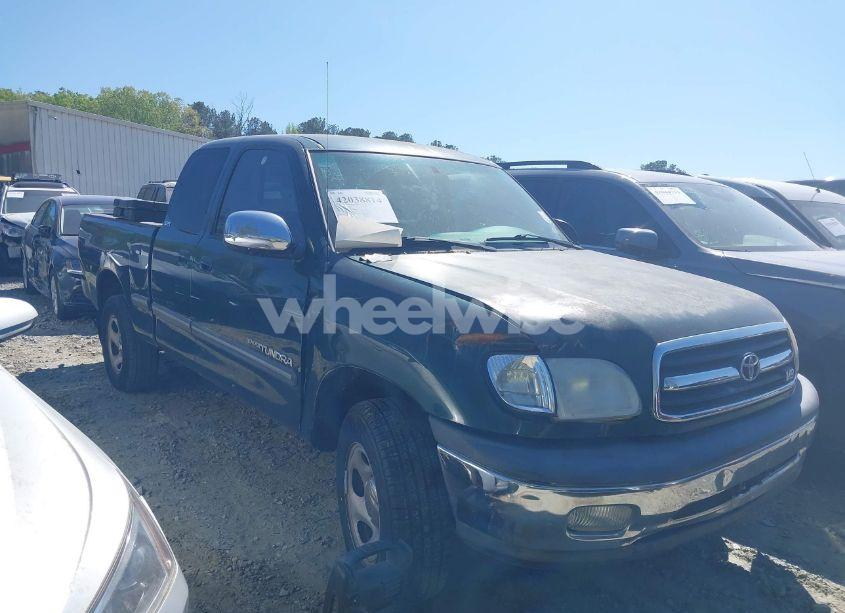 2001 Toyota Tundra SR5 V8 (VIN 5TBRT34121S189972) main photo