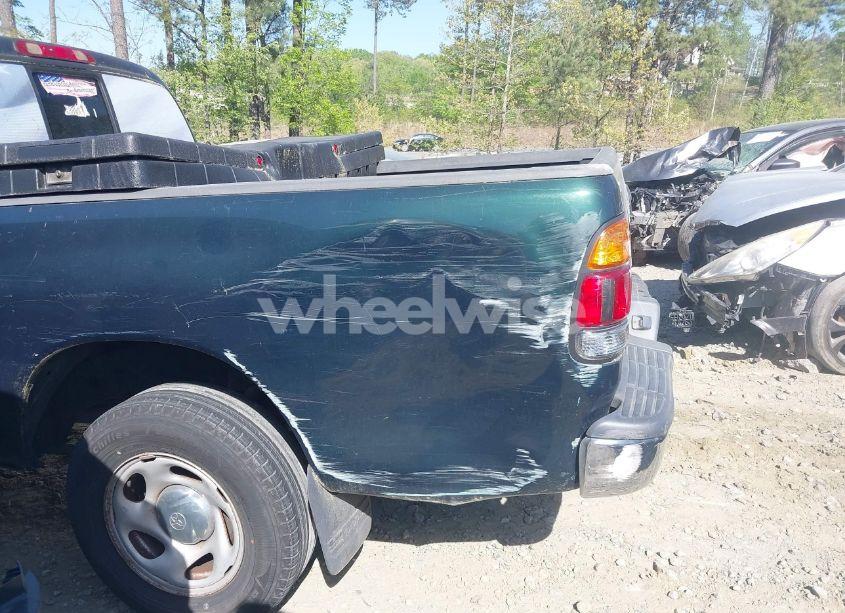 Photo 6 of 2001 Toyota Tundra SR5 V8 (VIN 5TBRT34121S189972)