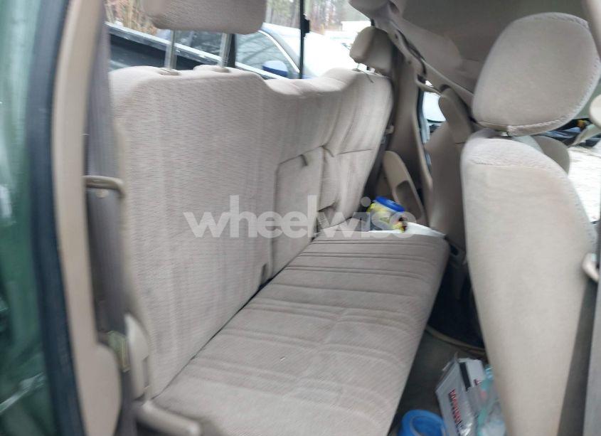 Photo 8 of 2002 Toyota Tundra SR5 V8 (VIN 5TBRT34122S326071)