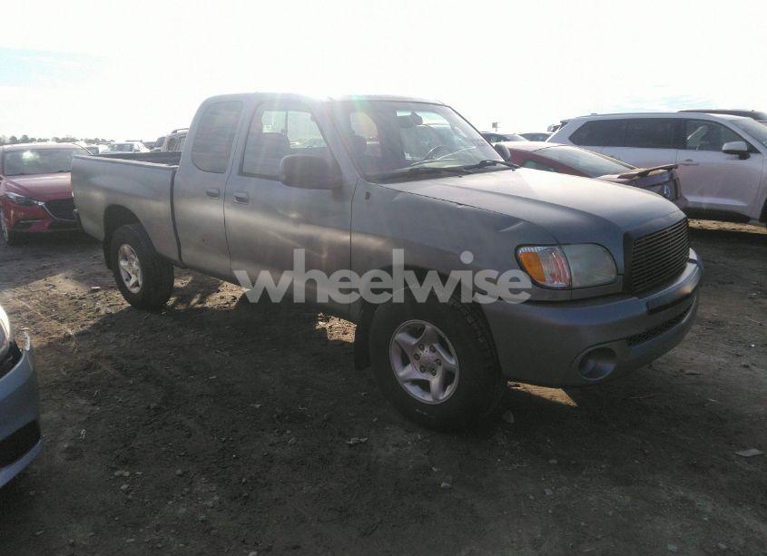 2003 Toyota Tundra SR5 V8 (VIN 5TBRT34123S336178) main photo