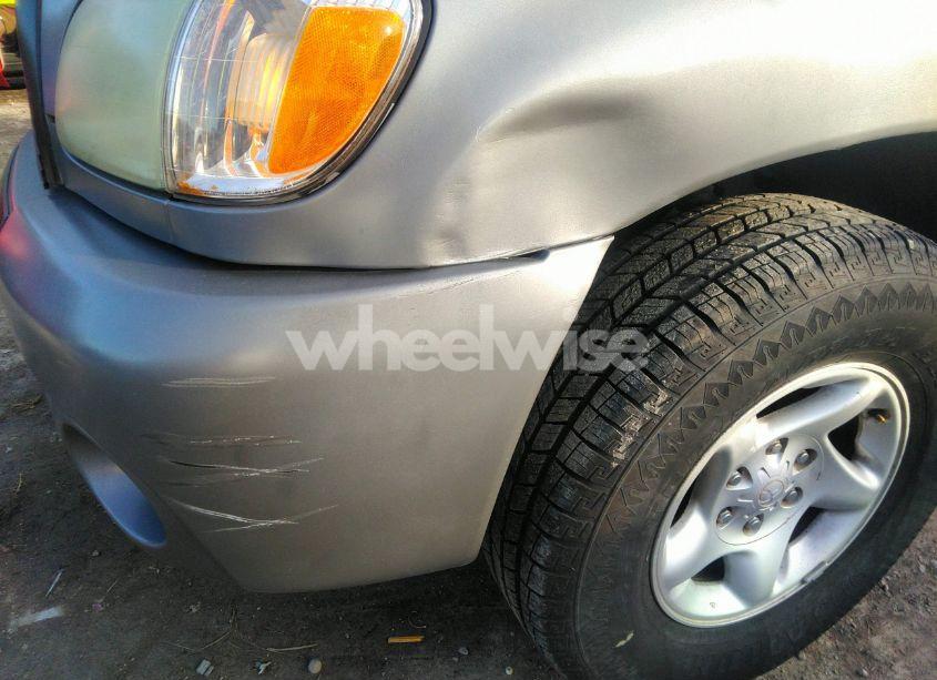 Photo 18 of 2003 Toyota Tundra SR5 V8 (VIN 5TBRT34123S336178)