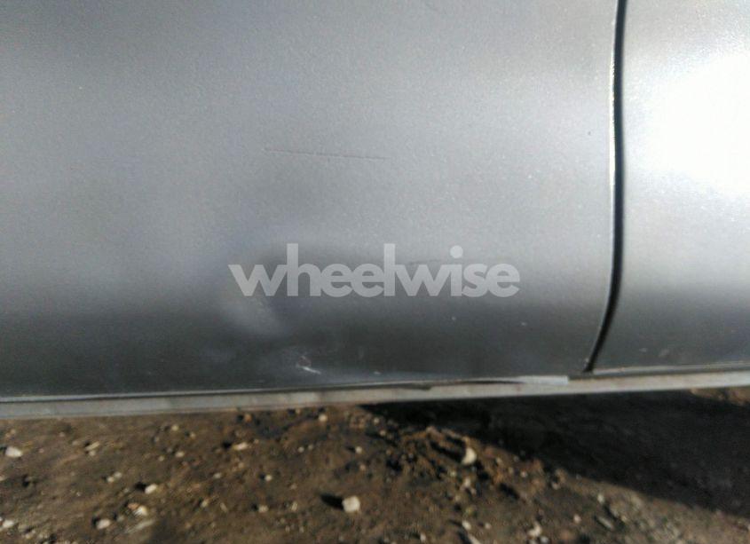 Photo 19 of 2003 Toyota Tundra SR5 V8 (VIN 5TBRT34123S336178)