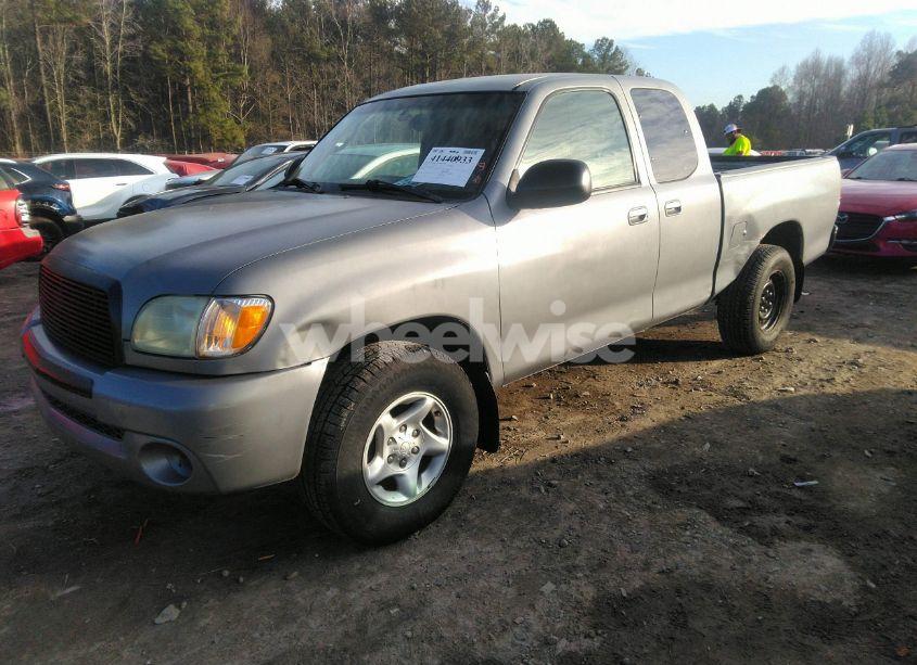 Photo 2 of 2003 Toyota Tundra SR5 V8 (VIN 5TBRT34123S336178)