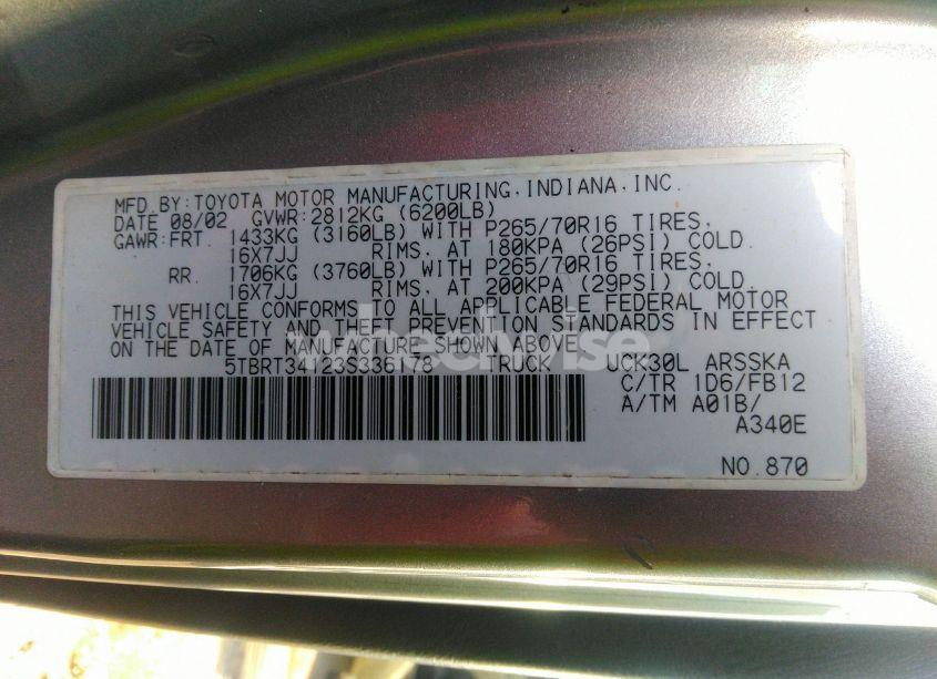 Photo 9 of 2003 Toyota Tundra SR5 V8 (VIN 5TBRT34123S336178)