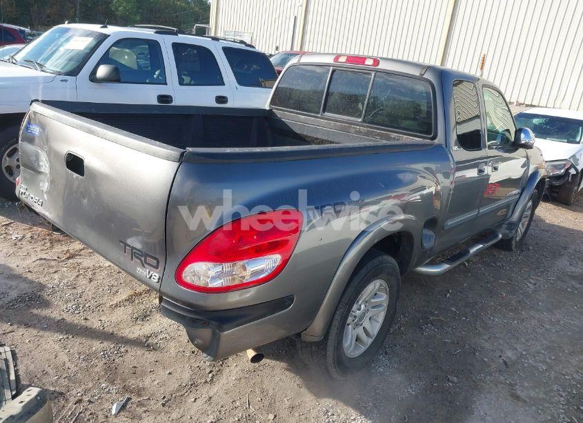 Photo 4 of 2003 Toyota Tundra SR5 V8 (VIN 5TBRT34123S376082)