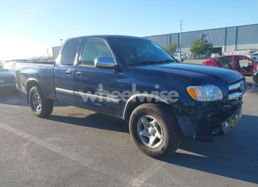 2003 Toyota Tundra SR5 V8 (VIN 5TBRT34123S404284) main photo