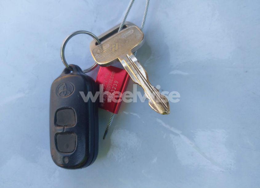 Photo 11 of 2003 Toyota Tundra SR5 V8 (VIN 5TBRT34123S404284)