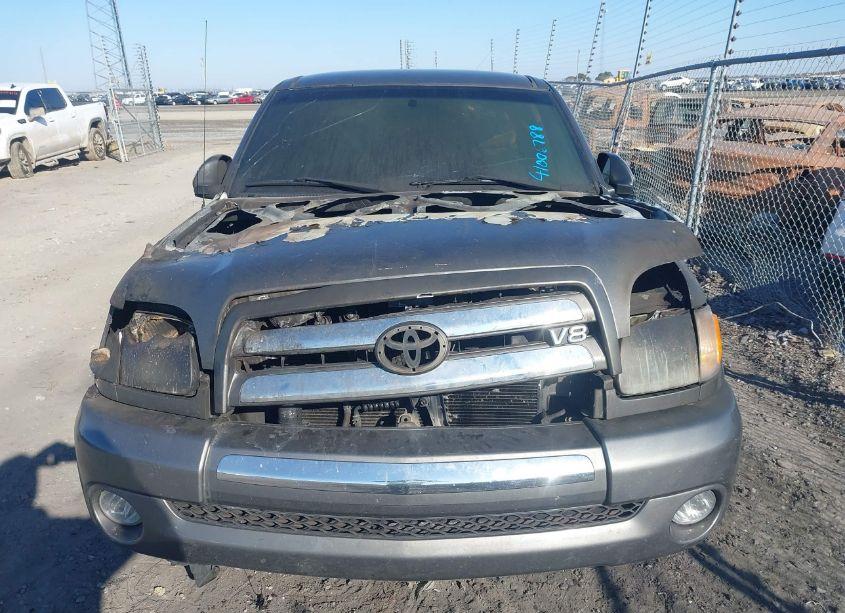 Photo 12 of 2003 Toyota Tundra SR5 V8 (VIN 5TBRT34123S427645)