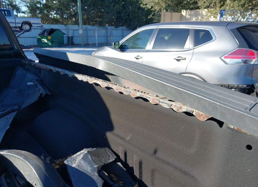 Photo 19 of 2006 Toyota Tundra SR5 V8 (VIN 5TBRT34126S473092)