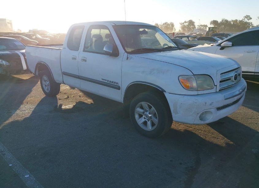 2006 Toyota Tundra SR5 V8 (VIN 5TBRT34126S476381) main photo