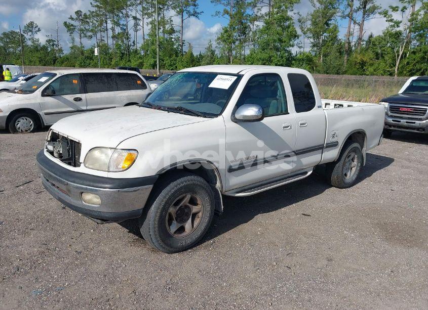 Photo 2 of 2000 Toyota Tundra SR5 V8 (VIN 5TBRT3412YS003034)