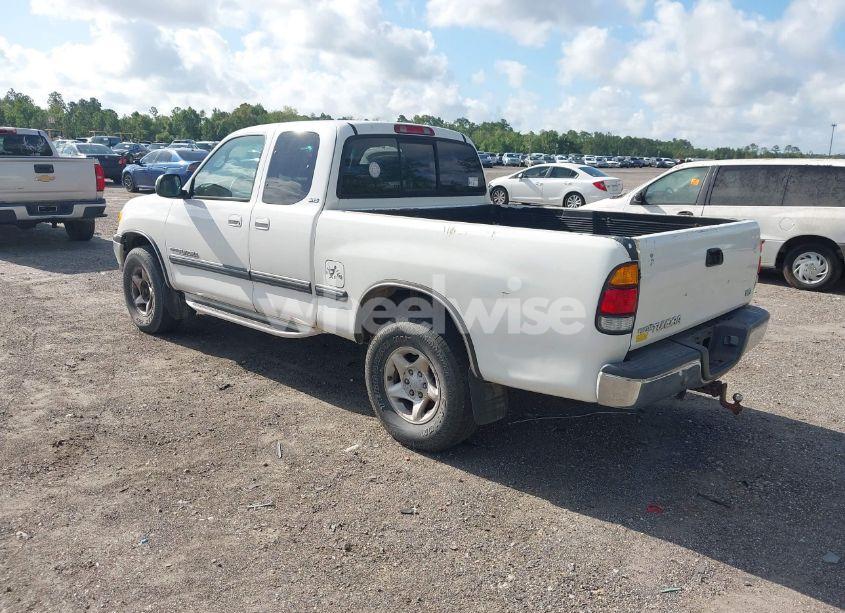 Photo 3 of 2000 Toyota Tundra SR5 V8 (VIN 5TBRT3412YS003034)