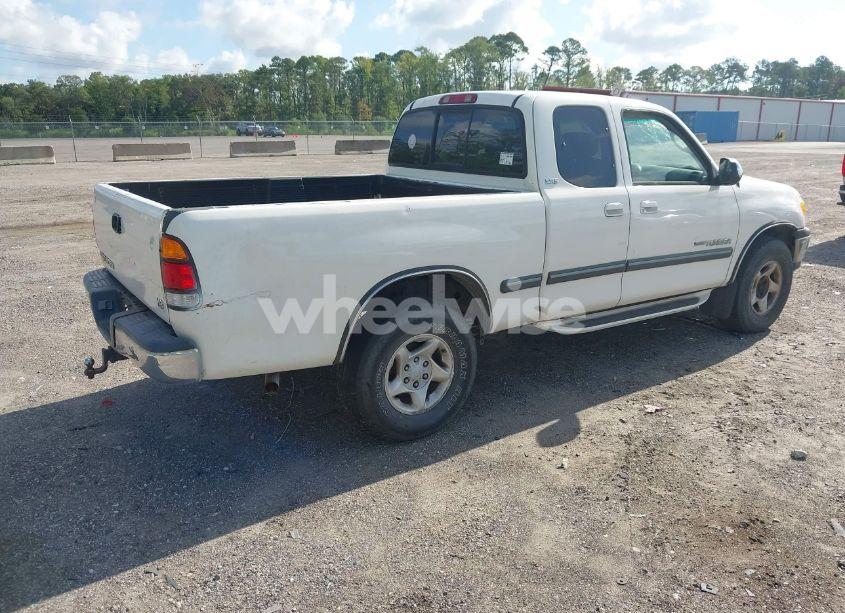 Photo 4 of 2000 Toyota Tundra SR5 V8 (VIN 5TBRT3412YS003034)