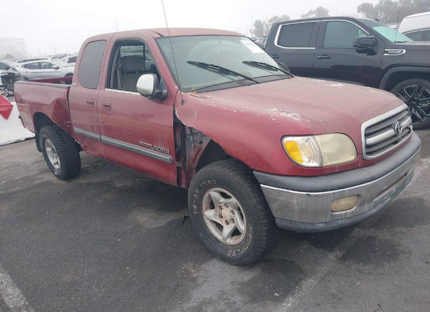 2000 Toyota Tundra SR5 V8 (VIN 5TBRT3412YS030606) main photo