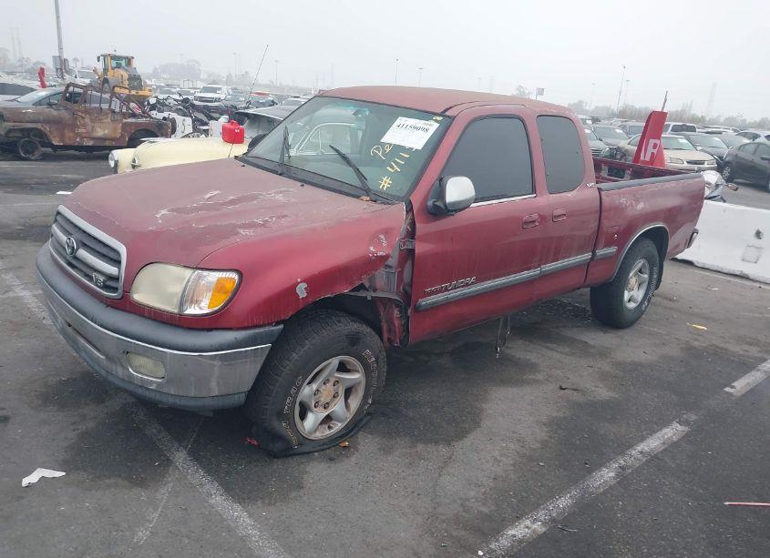 Photo 2 of 2000 Toyota Tundra SR5 V8 (VIN 5TBRT3412YS030606)