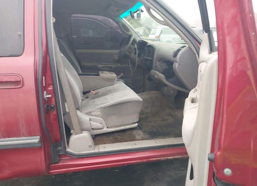 Photo 5 of 2000 Toyota Tundra SR5 V8 (VIN 5TBRT3412YS030606)