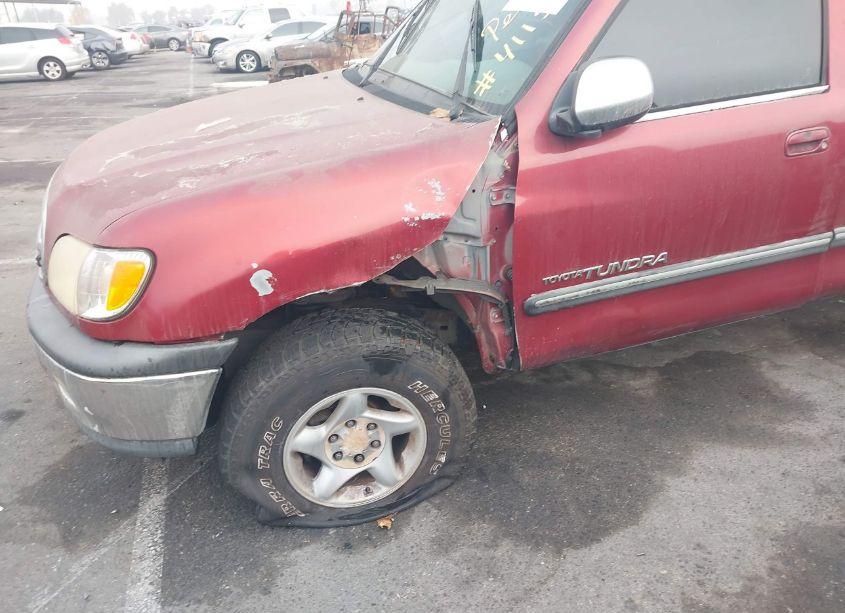 Photo 6 of 2000 Toyota Tundra SR5 V8 (VIN 5TBRT3412YS030606)