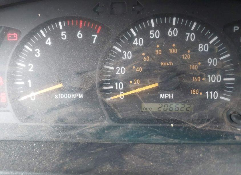 Photo 7 of 2000 Toyota Tundra SR5 V8 (VIN 5TBRT3412YS030606)