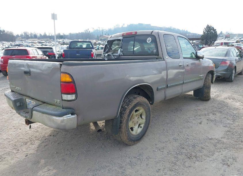 Photo 4 of 2000 Toyota Tundra SR5 V8 (VIN 5TBRT3412YS060849)