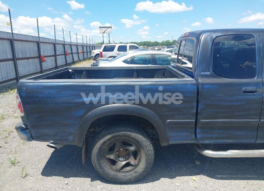 Photo 12 of 2001 Toyota Tundra SR5 V8 (VIN 5TBRT34131S150677)