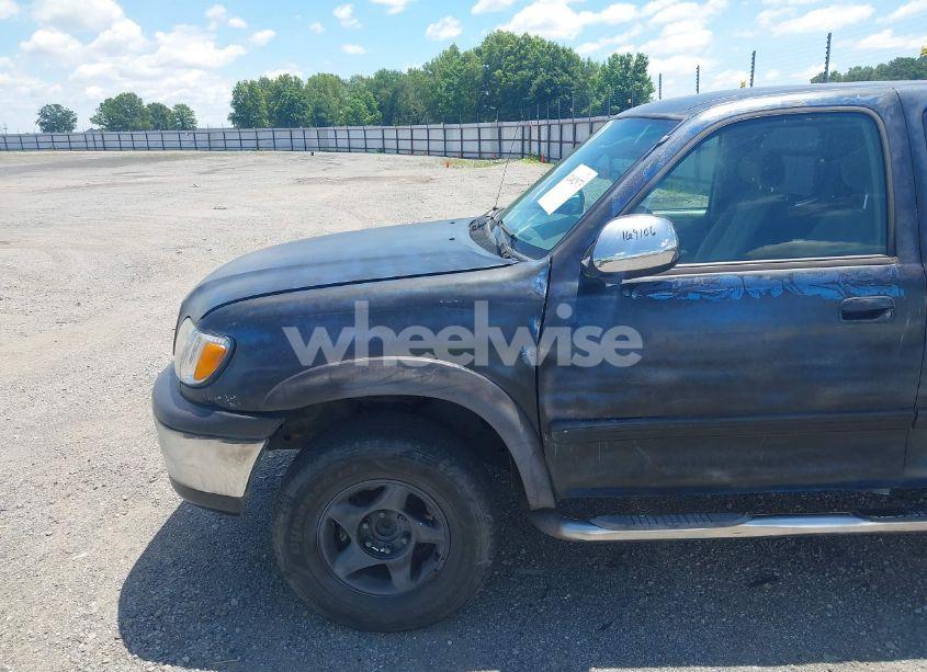 Photo 15 of 2001 Toyota Tundra SR5 V8 (VIN 5TBRT34131S150677)