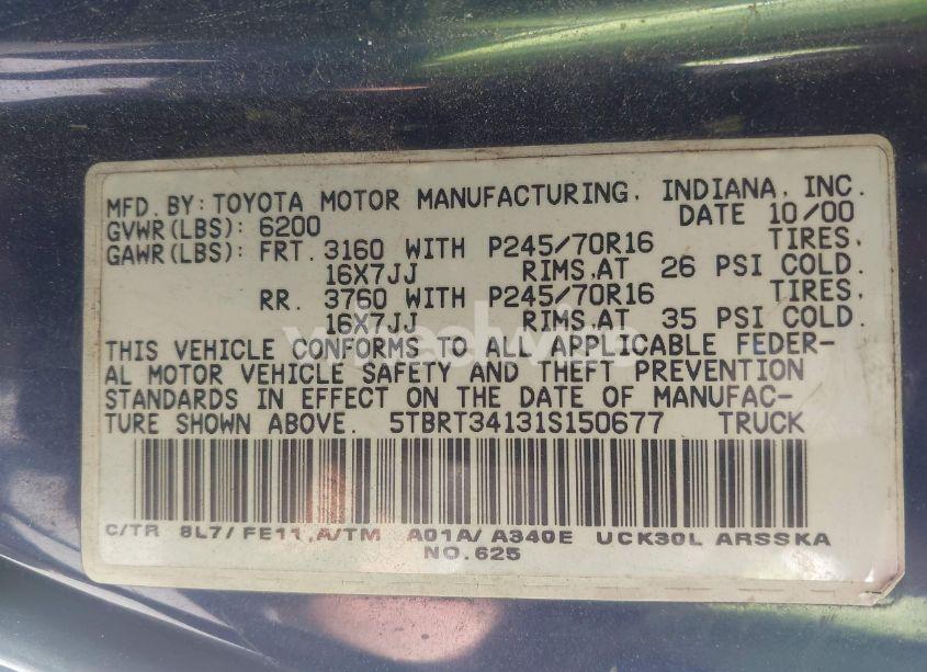 Photo 9 of 2001 Toyota Tundra SR5 V8 (VIN 5TBRT34131S150677)