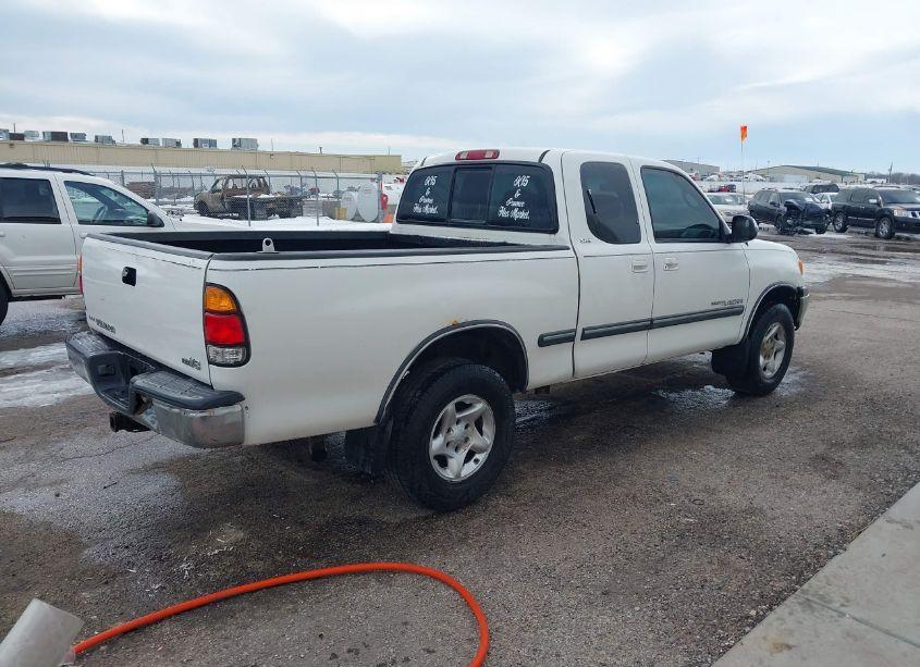 Photo 4 of 2001 Toyota Tundra SR5 V8 (VIN 5TBRT34131S165941)