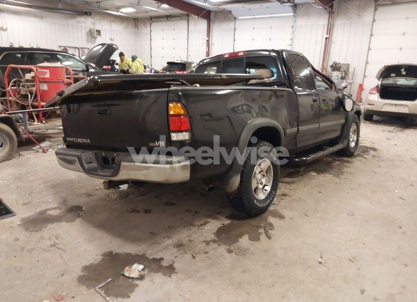 Photo 4 of 2001 Toyota Tundra SR5 V8 (VIN 5TBRT34131S169696)