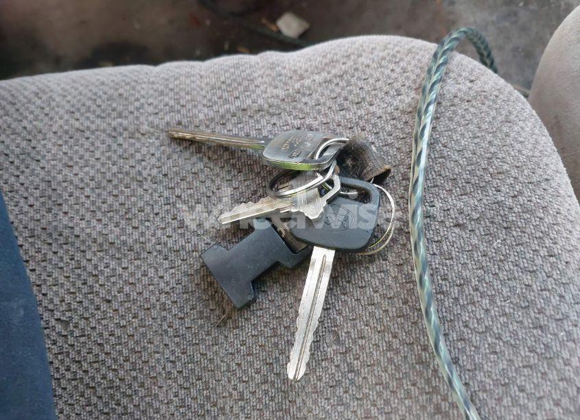 Photo 11 of 2001 Toyota Tundra SR5 V8 (VIN 5TBRT34131S193545)