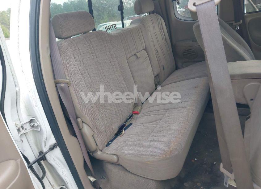 Photo 8 of 2001 Toyota Tundra SR5 V8 (VIN 5TBRT34131S193545)