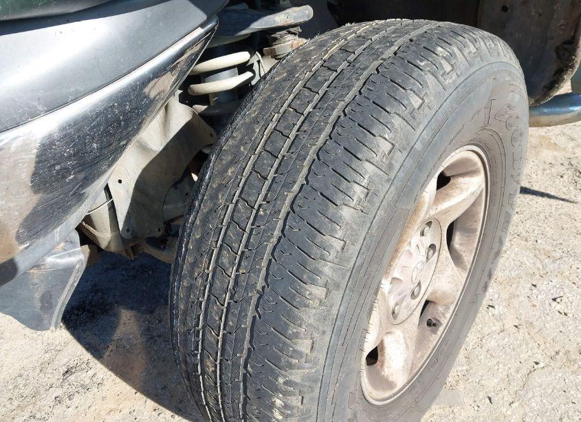 Photo 17 of 2001 Toyota Tundra ACCESS CAB/ACCESS CAB SR5 (VIN 5TBRT34131S202146)