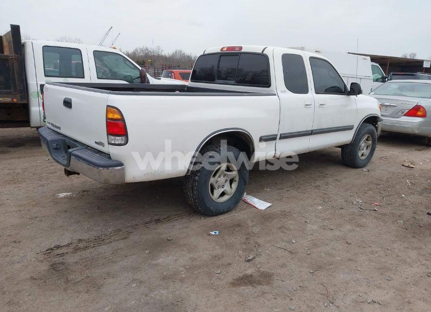 Photo 4 of 2002 Toyota Tundra SR5 V8 (VIN 5TBRT34132S244835)
