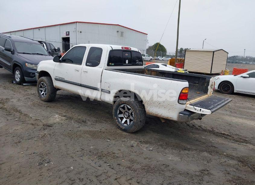 Photo 3 of 2002 Toyota Tundra SR5 V8 (VIN 5TBRT34132S284283)