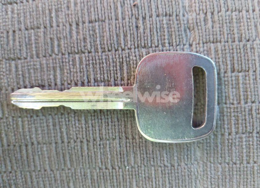 Photo 11 of 2004 Toyota Tundra SR5 V8 (VIN 5TBRT34134S445220)