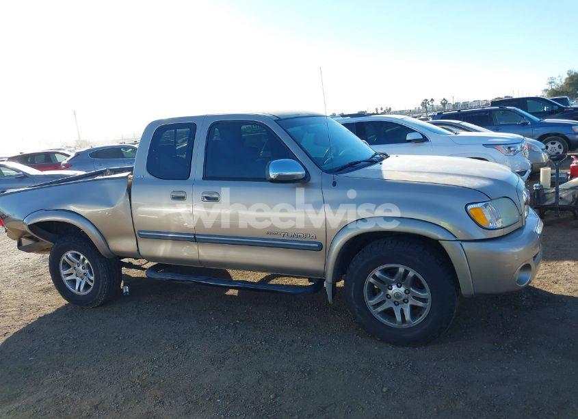 Photo 13 of 2004 Toyota Tundra SR5 V8 (VIN 5TBRT34134S445220)