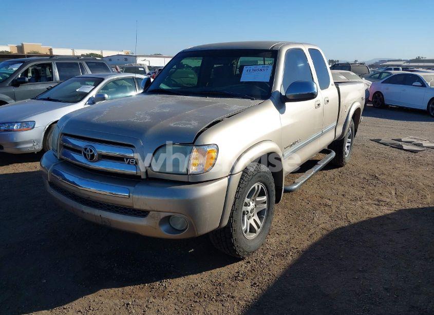 Photo 2 of 2004 Toyota Tundra SR5 V8 (VIN 5TBRT34134S445220)