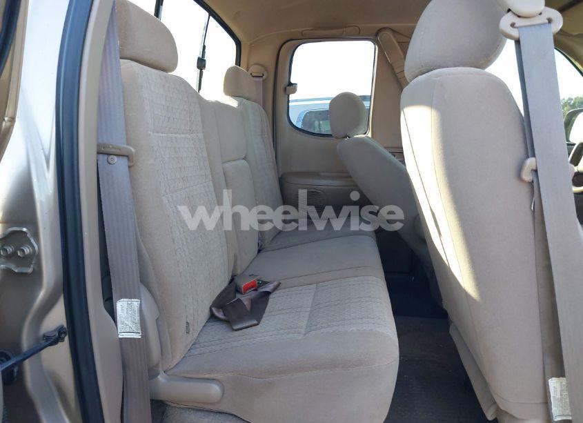 Photo 8 of 2004 Toyota Tundra SR5 V8 (VIN 5TBRT34134S445220)