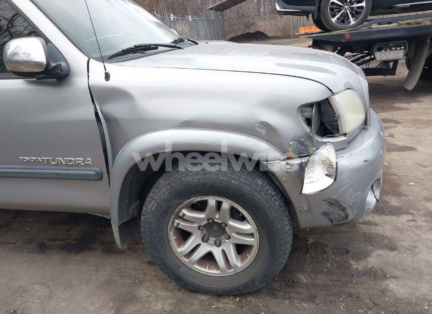 Photo 14 of 2004 Toyota Tundra SR5 V8 (VIN 5TBRT34134S446593)