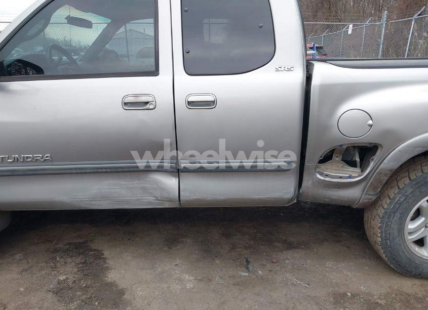 Photo 6 of 2004 Toyota Tundra SR5 V8 (VIN 5TBRT34134S446593)
