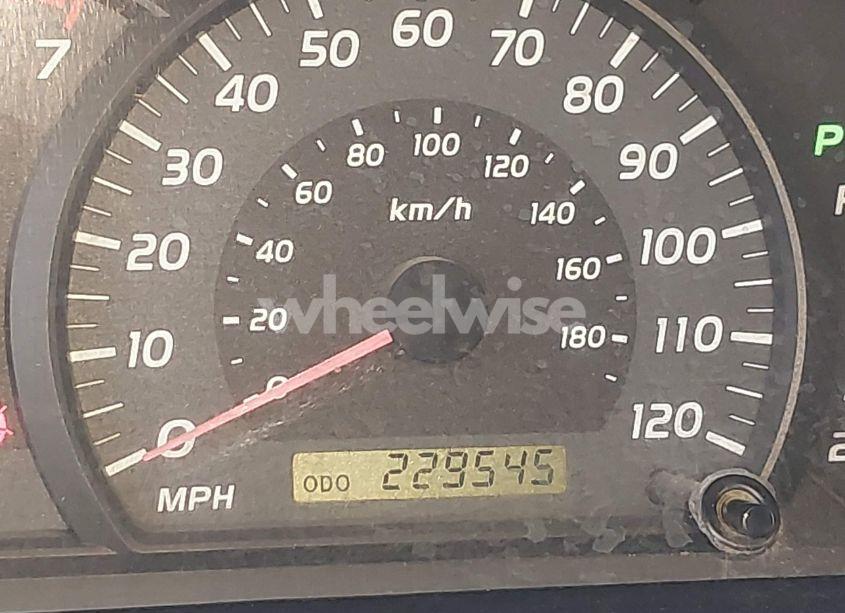 Photo 16 of 2005 Toyota Tundra SR5 V8 (VIN 5TBRT34135S458826)